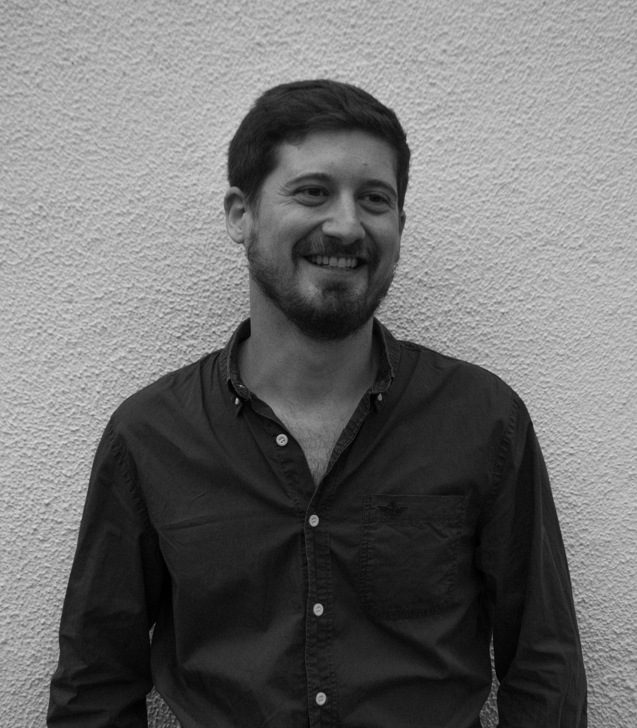 Carlos León García